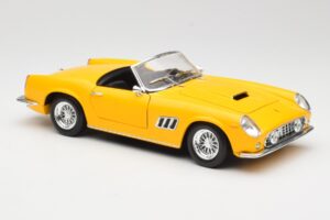 Ferrari 250 GT California Spider Žltý Hot Wheels 1:18 23905 Kov – obrázok 6 z 8