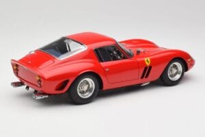 Ferrari 250 GTO London Show Červený CMC 1:18 M-256 Kov – obrázok 2 z 6