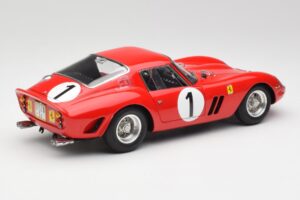 Ferrari 250 GTO #1 P. Rodriguez / W. Mairesse Paris 1000km 1962 CMC 1:18 M-254 Kov – obrázok 2 z 6