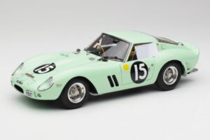 Ferrari 250 GTO #15 S. Moss / G. Hill Goodwood 1962 CMC 1:18 M-247 Kov