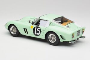 Ferrari 250 GTO #15 S. Moss / G. Hill Goodwood 1962 CMC 1:18 M-247 Kov – obrázok 5 z 6