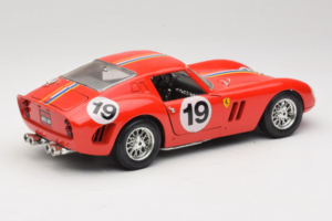 Ferrari 250 GTO #19 Červený Pruhy 1962 Bburago 1:18 3011-P3 Kov – obrázok 3 z 8