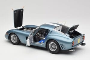Ferrari 250 GTO #24 P. Rodriguez 12 Hours of Sebring GT3.0 Winner 1962 Kyosho 1:18 08438D Kov – obrázok 5 z 8