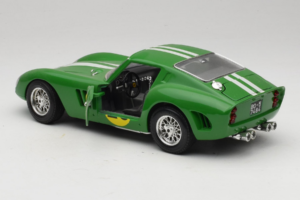 Ferrari 250 GTO #26 Zelený Biele Pruhy 1962 Bburago 1:18 3011-G3 Kov – obrázok 5 z 8