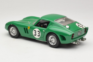 Ferrari 250 GTO #33 Zelený Bburago 1:18 3011-G1 Kov – obrázok 7 z 8