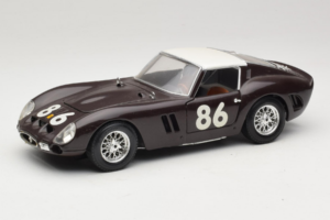 Ferrari 250 GTO #86 Čierny Bburago 1:18 3011-B1 Kov