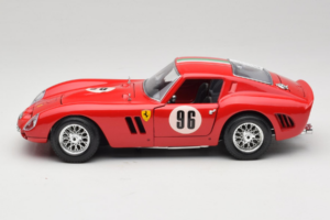 Ferrari 250 GTO #96 Červený 1962 Bburago 1:18 3011-N1 Kov – obrázok 4 z 8