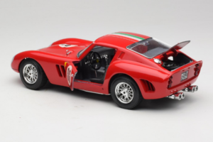 Ferrari 250 GTO #96 Červený 1962 Bburago 1:18 3011-N1 Kov – obrázok 5 z 8