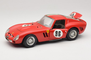Ferrari 250 GTO #96 Červený Talianska Vlajka 1962 Bburago 1:18 3011-P2 Kov – obrázok 2 z 8