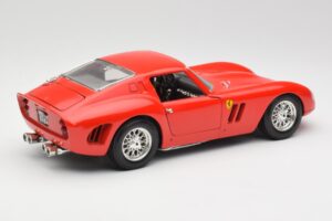 Ferrari 250 GTO Červený Bburago 1:18 3011 Kov – obrázok 3 z 8