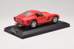Ferrari 250 GTO Červený Replacement Stand Exclusive Cars 1:18 EC005 Kov – obrázok 3 z 8