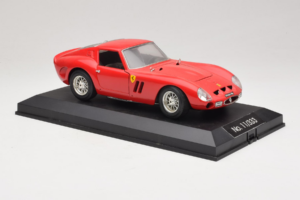Ferrari 250 GTO Červený Replacement Stand Exclusive Cars 1:18 EC005 Kov – obrázok 6 z 8