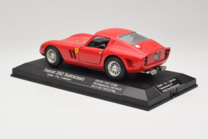 Ferrari 250 GTO Červený Replacement Stand Exclusive Cars 1:18 EC005 Kov – obrázok 7 z 8
