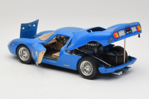 Ferrari 250 LM Modrý Bburago 1:18 3033-B1 Kov – obrázok 5 z 8