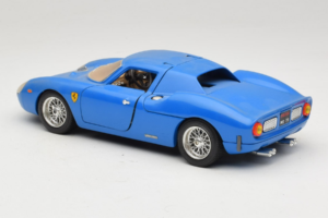 Ferrari 250 LM Modrý Bburago 1:18 3033-B1 Kov – obrázok 7 z 8