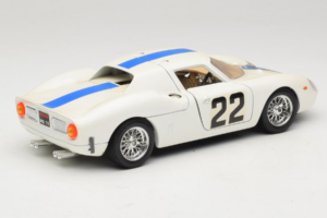 Ferrari 250 LM #22 Biely 1965 Bburago 1:18 3333-W1 Kov – obrázok 3 z 8