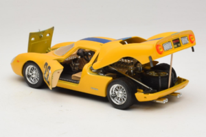 Ferrari 250 LM #22 Žltý 1965 Bburago 1:18 3333-Y1 Kov – obrázok 5 z 8