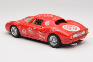 Ferrari 250 LM Červený Biely Essen Autographs Limitovaná Edícia Bburago 1:18 3033-P4 Kov – obrázok 7 z 8