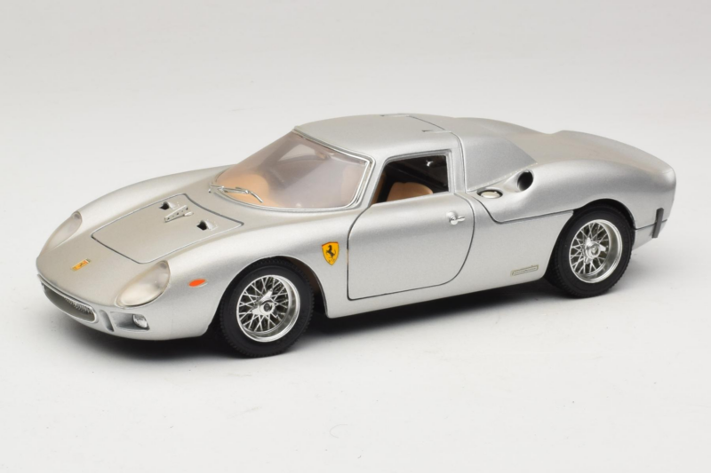 Ferrari 250 LM Strieborný Bburago 1:18 3033-S1 Kov