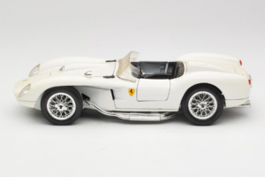 Ferrari 250 Testa Rossa Biely Replacement Box Bburago 1:18 3007-R3 Kov – obrázok 4 z 8