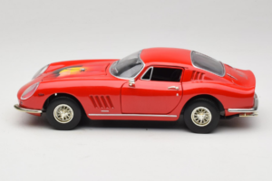 Ferrari 275 GTB/4 Červený S Palmou na Kapote ERTL 1:18 7483-P1 Kov – obrázok 4 z 8
