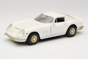 Ferrari 275 GTB/4 Biely ERTL 1:18 7493 Kov