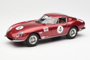 Ferrari 275 GTB/C #4 RAC Tourist Trophy 1966 CMC 1:18 M-213 Kov