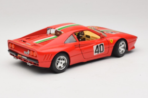 Ferrari 288 GTO #40 Červený Talianska Vlajka 1984 Bburago 1:18 3027-P1 Kov – obrázok 3 z 8