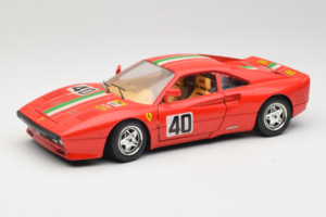 Ferrari 288 GTO #40 Červený Talianska Vlajka 1984 Bburago 1:18 3027-P1 Kov