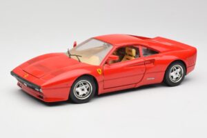 Ferrari 288 GTO Červený Bburago 1:18 3027 Kov