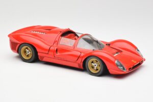 Ferrari 330 P4 Červený 1967 Revell 1:18 48822 Kov – obrázok 6 z 8