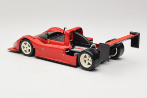 Ferrari 333 SP Červený S Bielymi Kolesami Hot Wheels 1:18 29230 Kov – obrázok 5 z 8