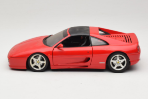 Ferrari F355 GTS Červený UT Models 1:18 22111 Kov – obrázok 4 z 8