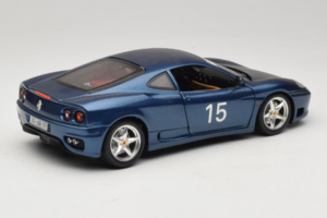 Ferrari 360 Modena #15 Limitovaná Edícia Modrý Metalíza Bburago 1:18 3358-F1 Kov – obrázok 3 z 8