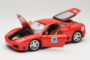 Ferrari 360 Modena Bevro International #4 Limitovaná Edícia 111 ks Červený Bburago 1:18 3358-P1 Kov – obrázok 2 z 8