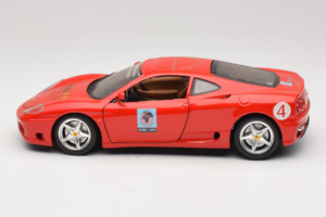 Ferrari 360 Modena Bevro International #4 Limitovaná Edícia 111 ks Červený Bburago 1:18 3358-P1 Kov – obrázok 4 z 8