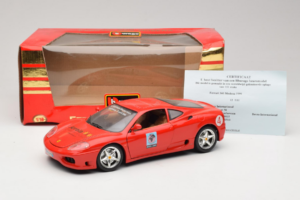 Ferrari 360 Modena Bevro International #4 Limitovaná Edícia 111 ks Červený Bburago 1:18 3358-P1 Kov – obrázok 8 z 8