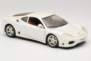 Ferrari 360 Modena Biely Bburago 1:18 3368-W1 Kov – obrázok 6 z 8