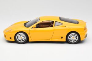 Ferrari 360 Modena Žltý Bburago 1:18 3368 Kov – obrázok 4 z 8
