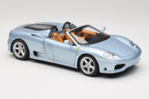 Ferrari 360 Spider Modrý The Italian Job Hot Wheels 1:18 P9905 Kov – obrázok 4 z 6