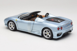 Ferrari 360 Spider Modrý The Italian Job Hot Wheels 1:18 P9905 Kov – obrázok 5 z 6