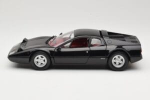 Ferrari 365 GT4/BB Čierny Kyosho 1:18 08173K Kov – obrázok 4 z 8