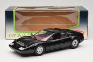 Ferrari 365 GT4/BB Čierny Kyosho 1:18 08173K Kov – obrázok 8 z 8