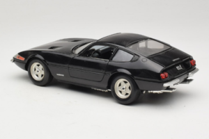 Ferrari 365 GTB/4 Daytona Čierny Techno Giodi 1:18 40011-B2 Kov – obrázok 7 z 8