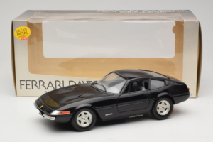 Ferrari 365 GTB/4 Daytona Čierny Techno Giodi 1:18 40011-B2 Kov – obrázok 8 z 8