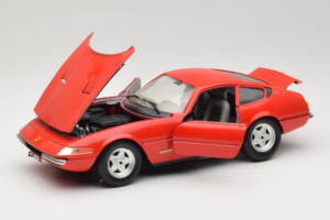 Ferrari 365 GTB/4 Daytona Červený Techno Giodi 1:18 40011-P2 Kov – obrázok 2 z 8