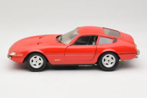 Ferrari 365 GTB/4 Daytona Červený Techno Giodi 1:18 40011-P2 Kov – obrázok 4 z 8