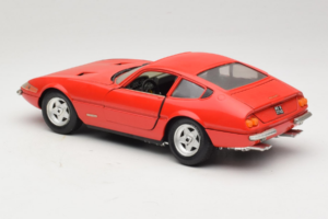 Ferrari 365 GTB/4 Daytona Červený Techno Giodi 1:18 40011-P2 Kov – obrázok 7 z 8