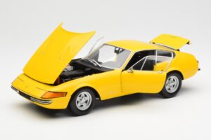 Ferrari 365 GTB/4 Daytona Žltý Kyosho 1:18 08162Y Kov – obrázok 2 z 8