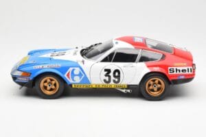 Ferrari 365 GTB/4 #39 J-C. Andruet / Lena 24 Hours of Le Mans 1972 Kyosho 1:18 08164E Kov – obrázok 4 z 8